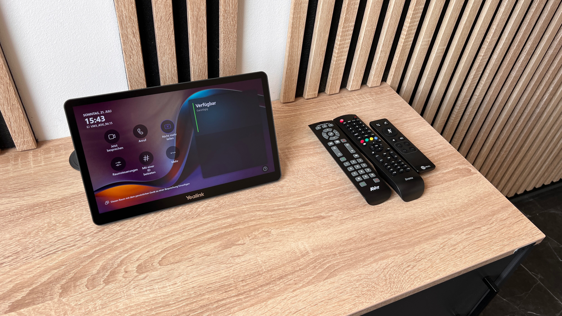 Tablet Kontrollgerät mit Fernbedienungen